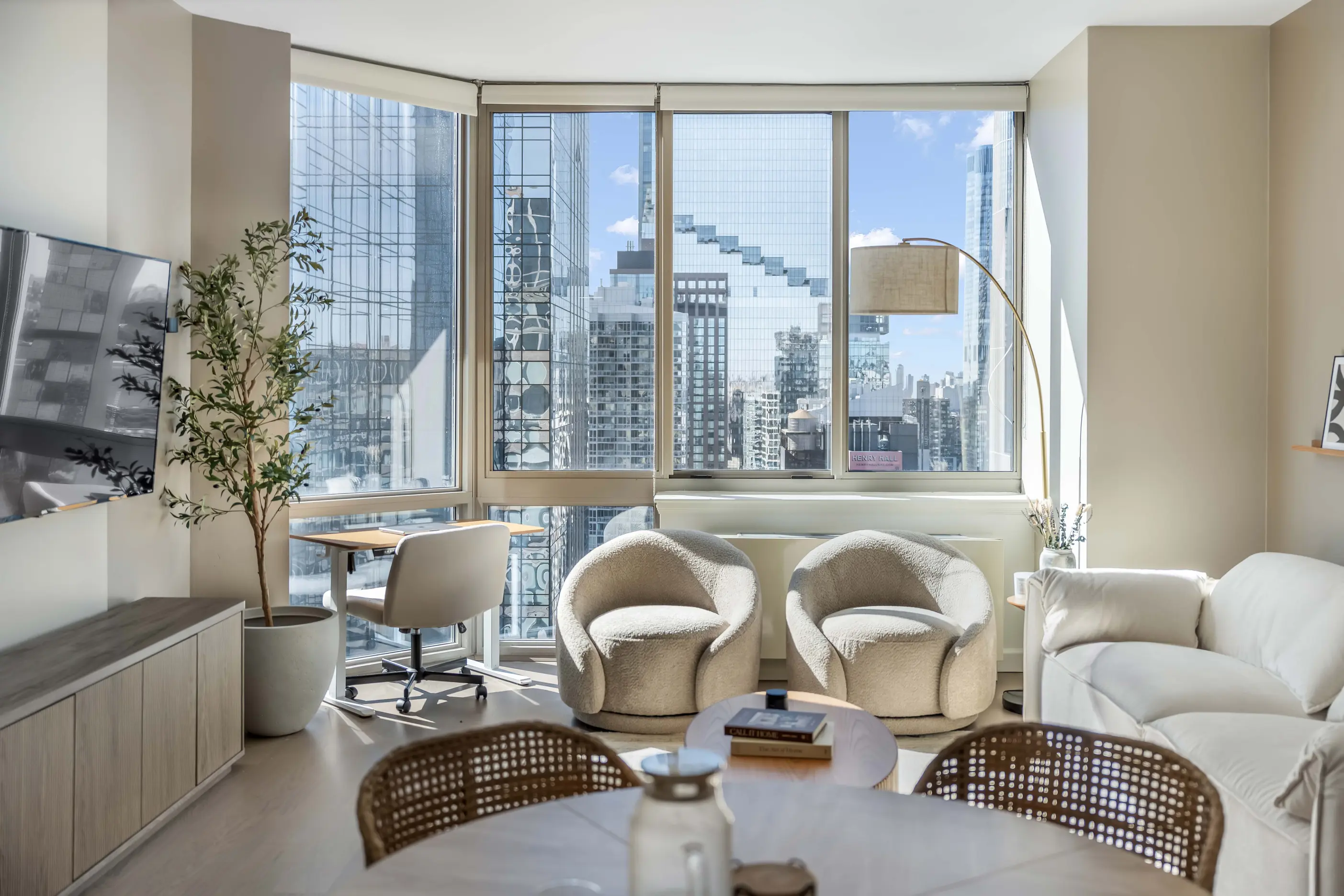 The Regent® Highrise – photo 1