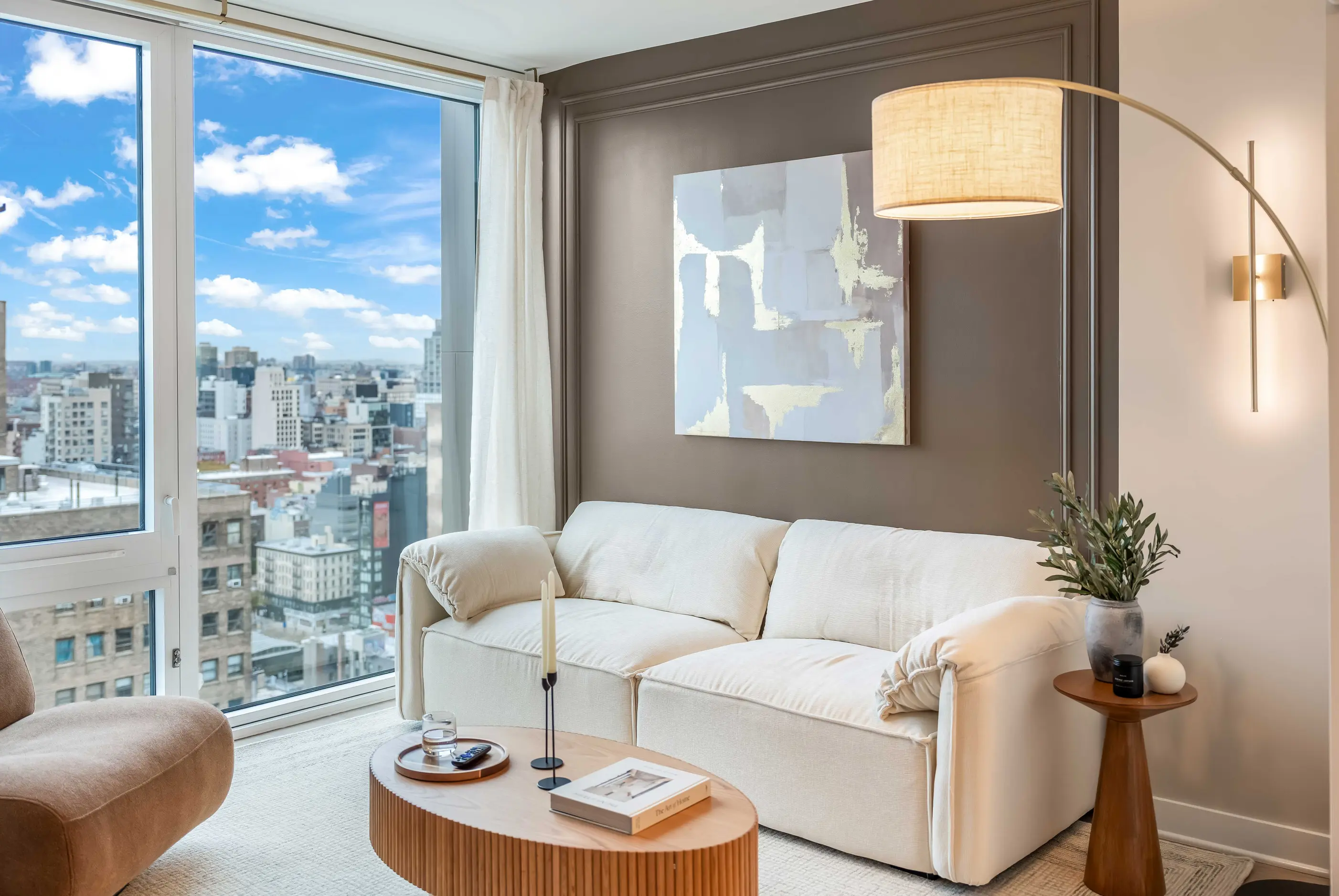 The Gatsby Highrise - property photo