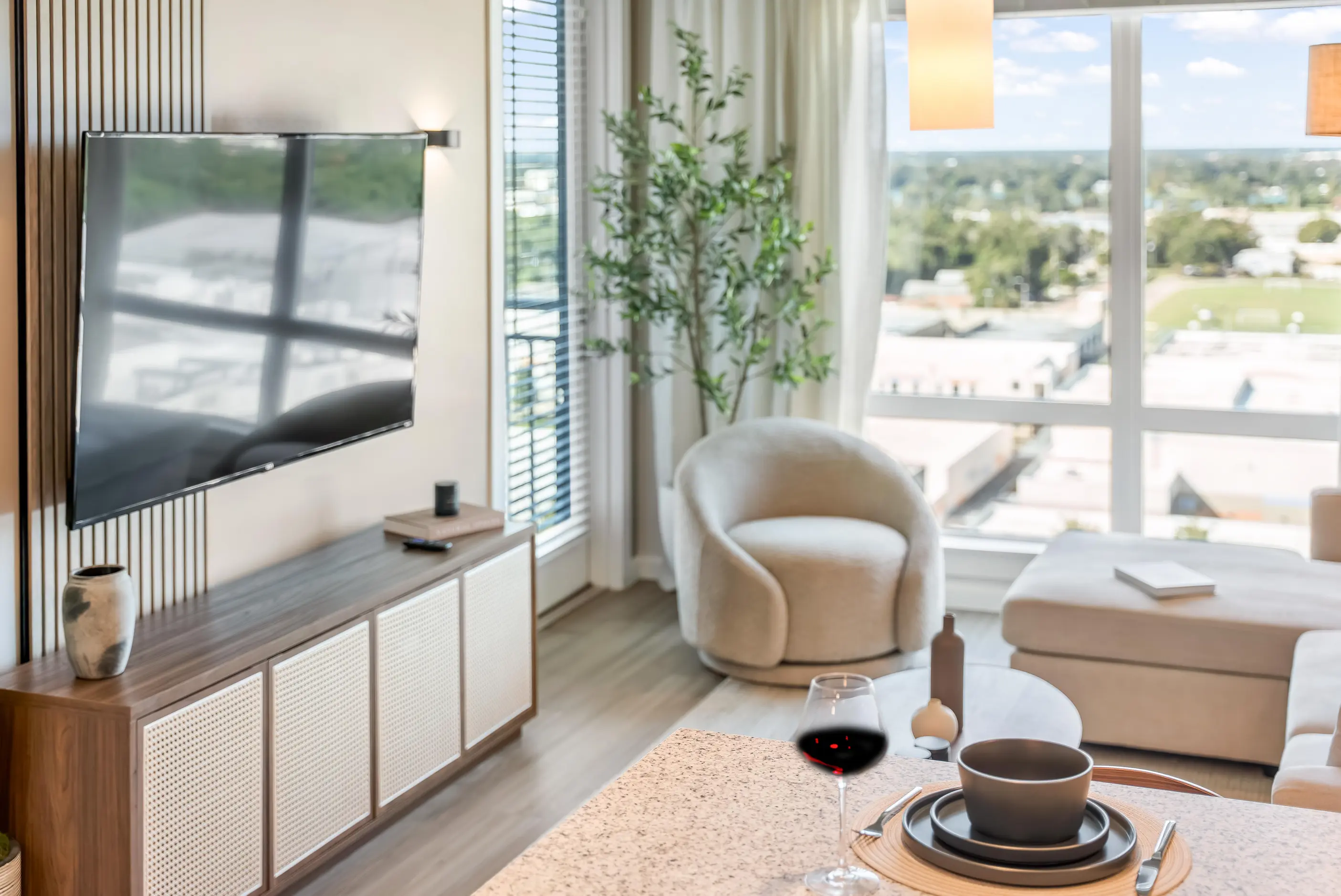 The Louie - property photo