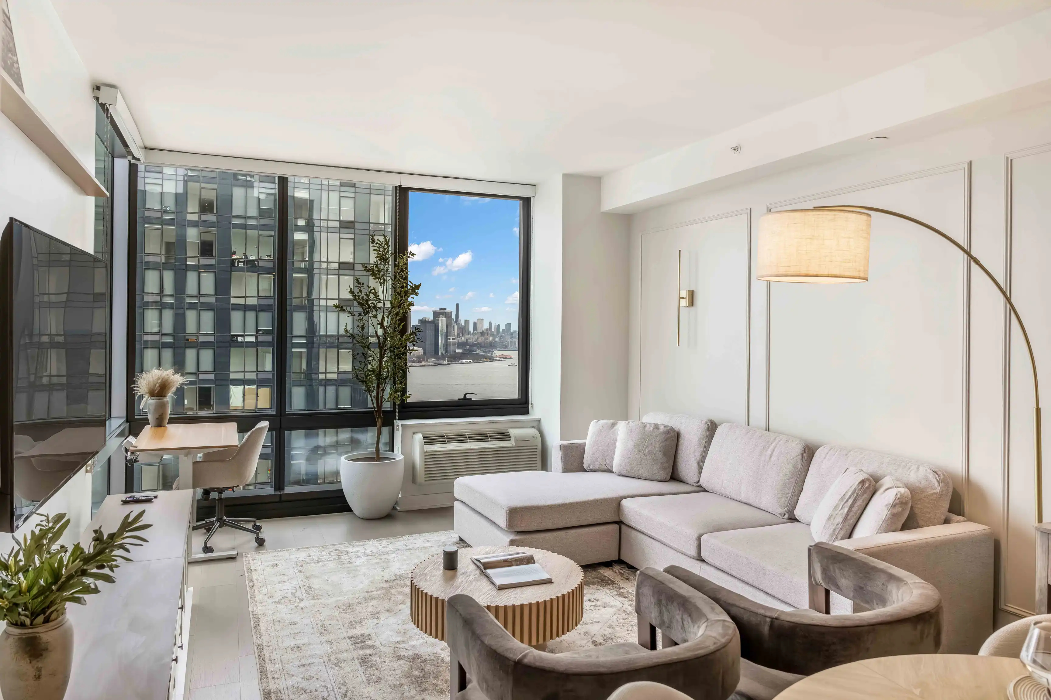 The Mayfair Highrise — photo 1