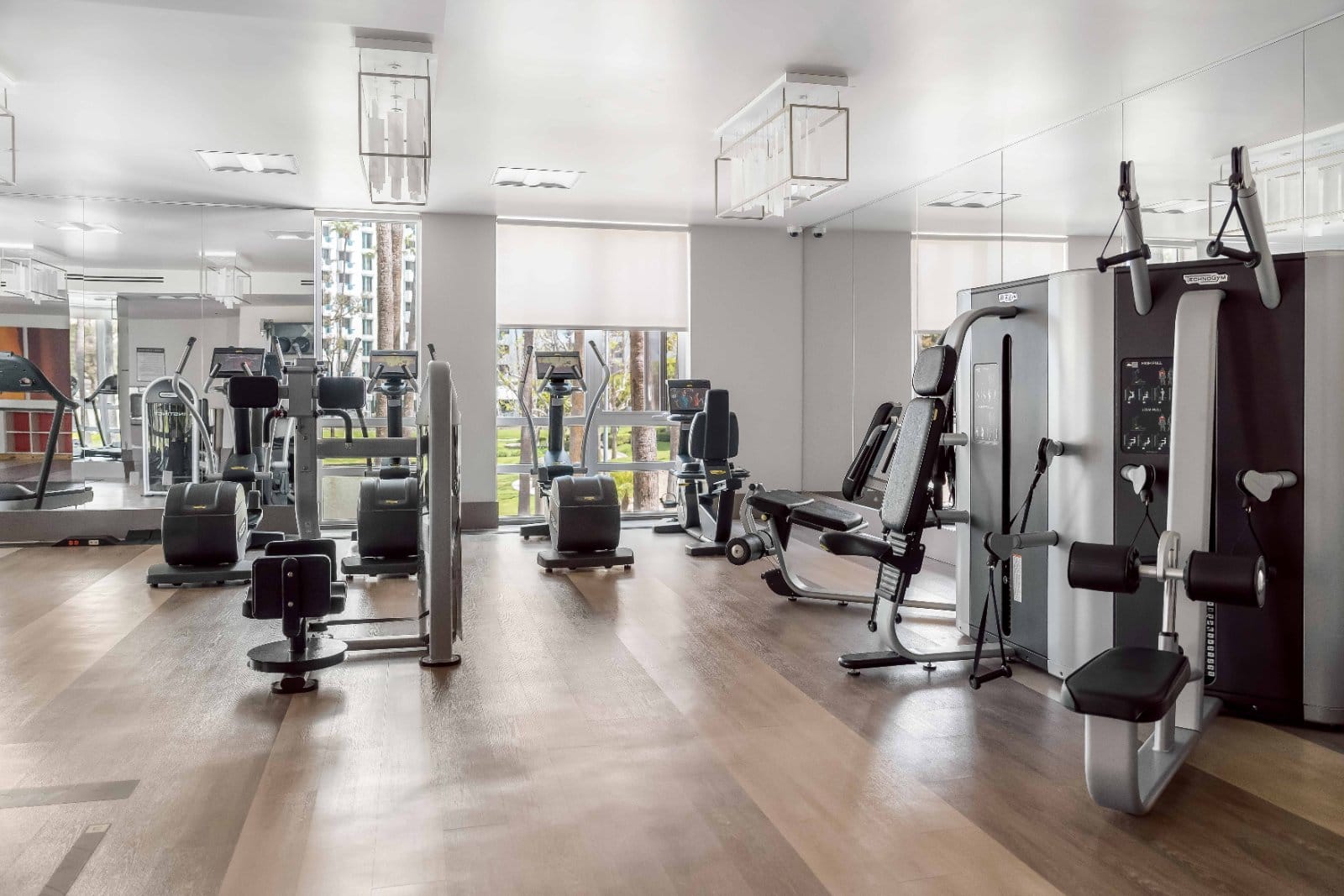 In-building gym at 580 Anton, Costa Mesa