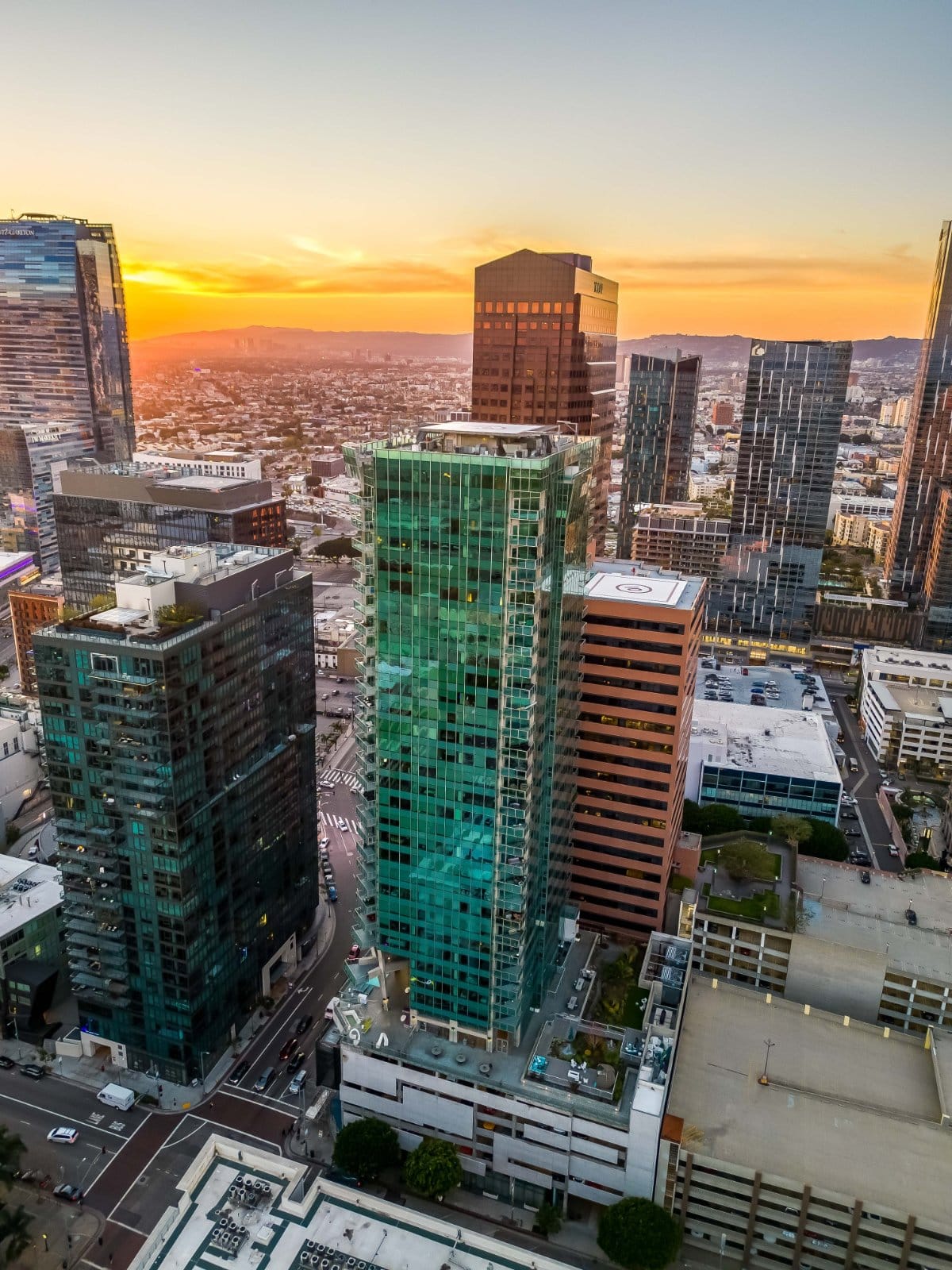 The building itself at Verdosa, Los Angeles