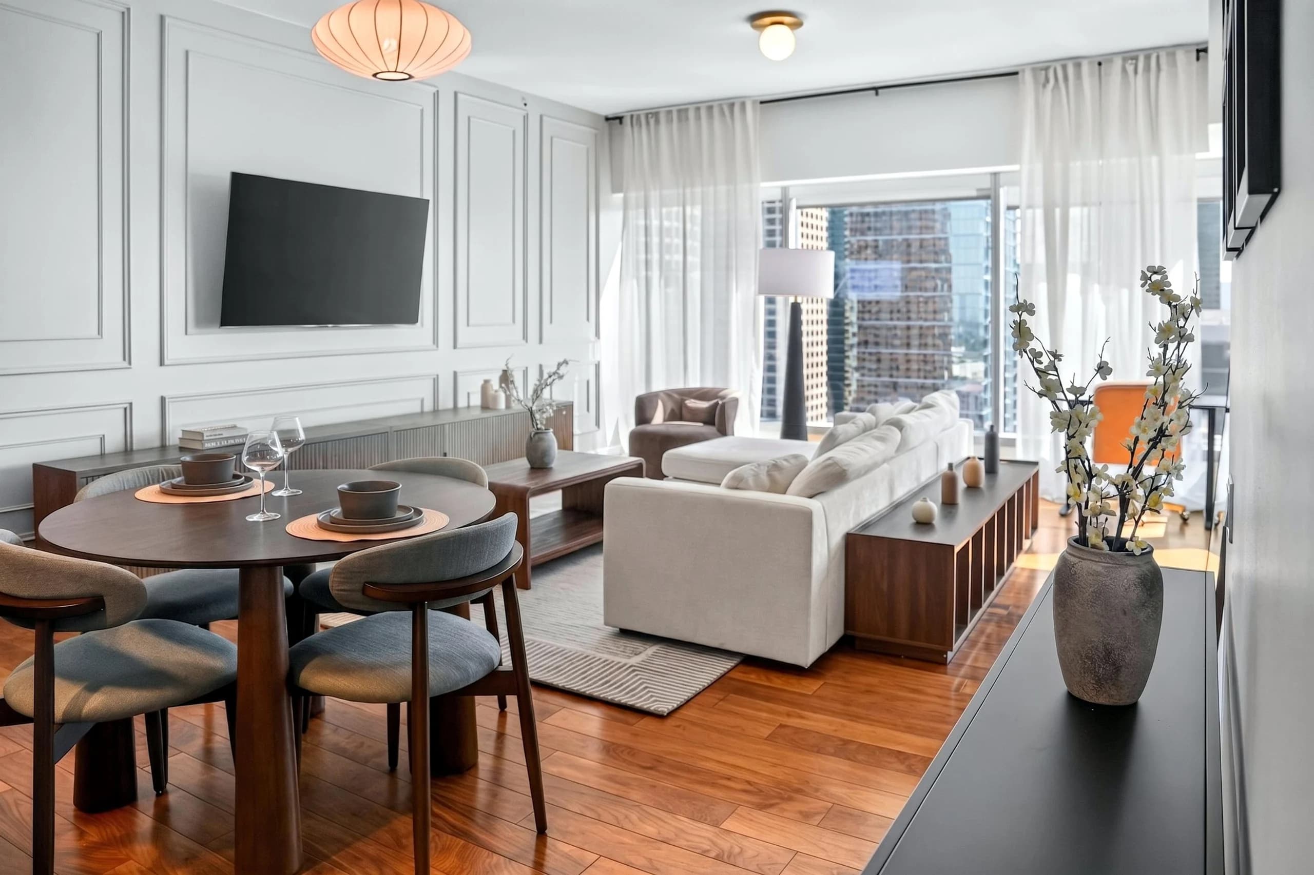 A World Class® furnished residence in Los Angeles, California