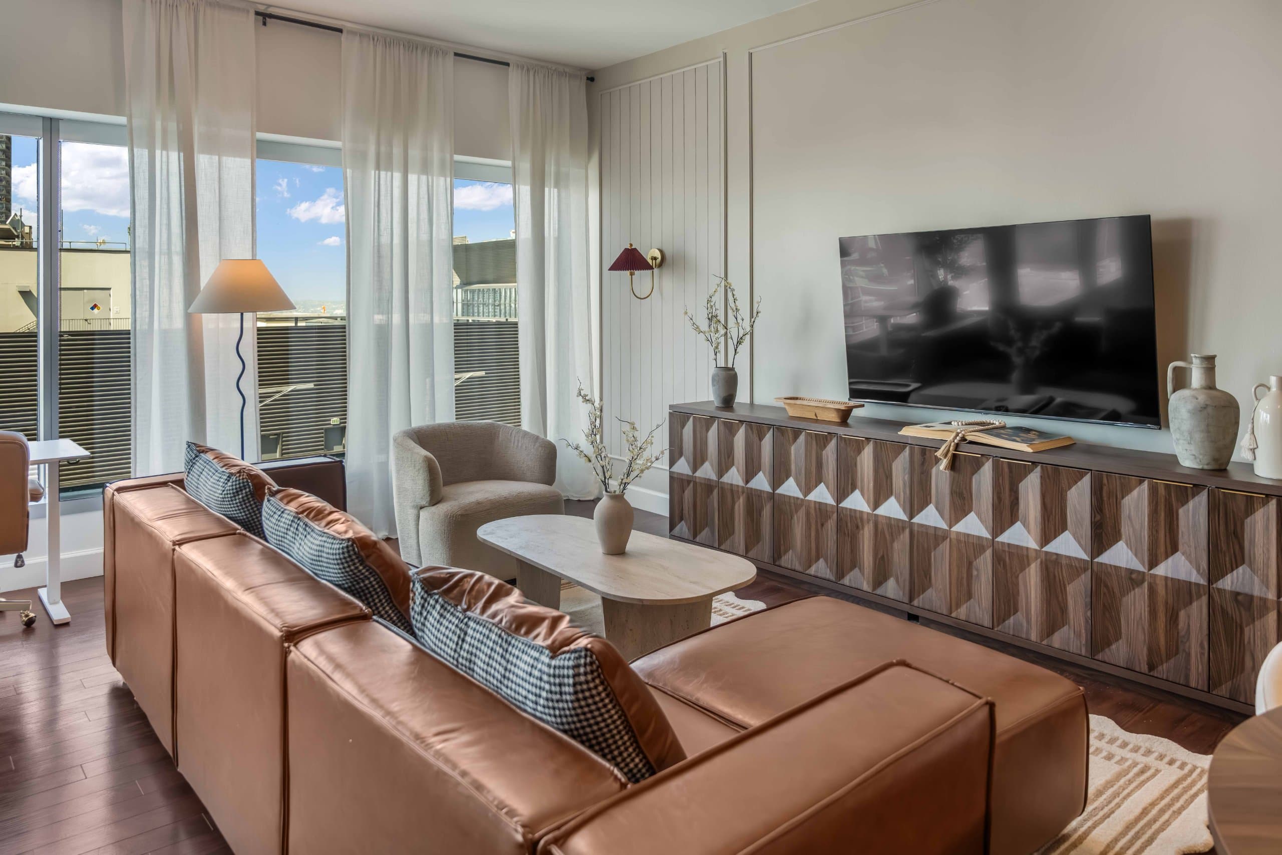The Ashford® Highrise — photo 1